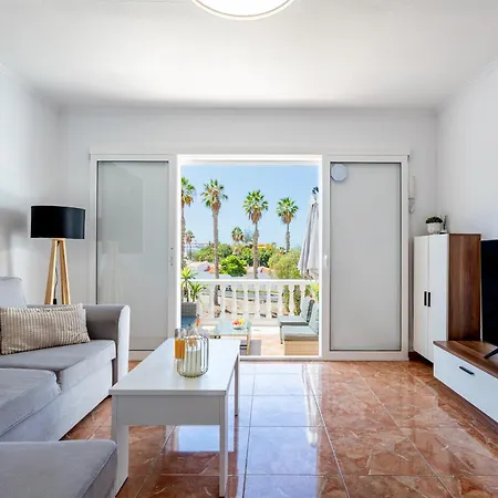 Oasis San Eugenio By Altamar Homes شقة أذيخي