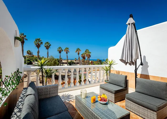 Oasis San Eugenio By Altamar Homes Appartamento