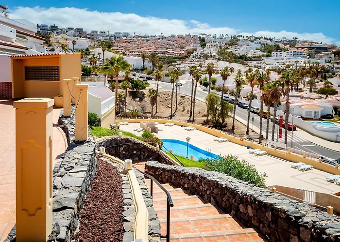 Oasis San Eugenio By Altamar Homes 公寓